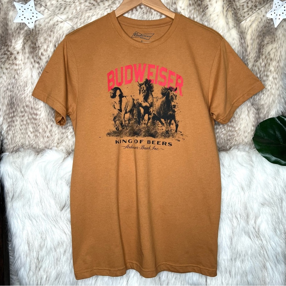Budweiser Short Sleeve Graphic T-Shirt